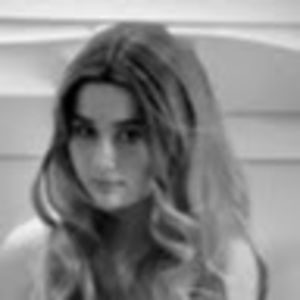 Meet your Posher, Maya